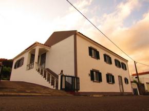 Casa L&M, Lajes Das Flores